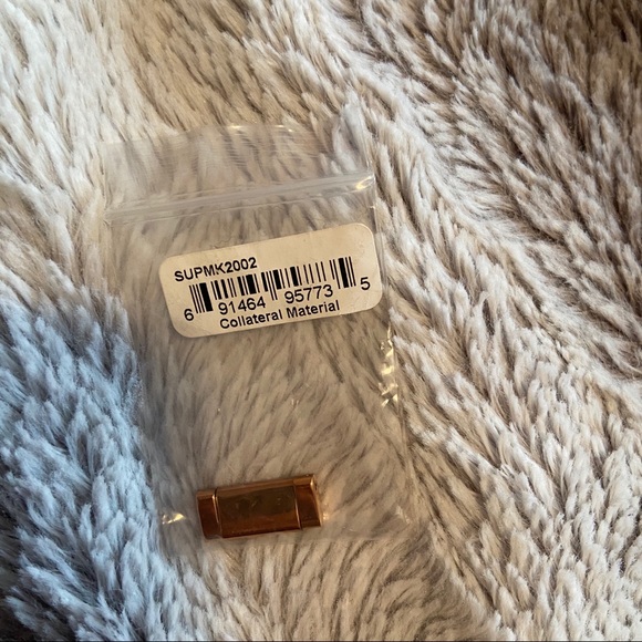 ✨ MICHAEL KORS ROSE GOLD WATCH ✨ - Picture 5 of 5